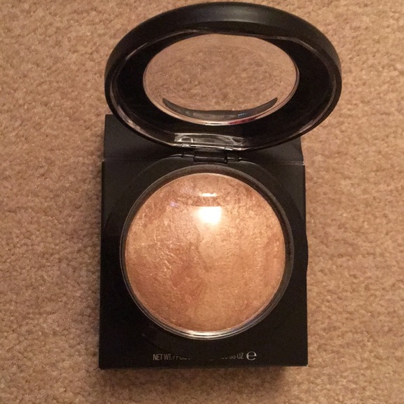 MAC Cosmetics Makeup New Mac Cosmetics Luminous Powderbronzer